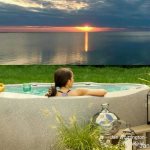 2023 Bayfront private hot tub